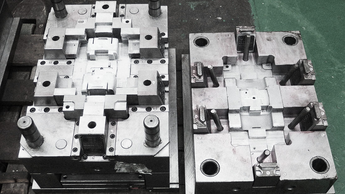 Engineering plastics mould fooom matrijs